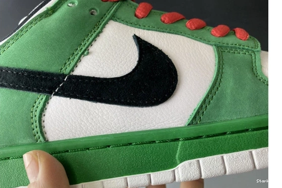 SB Nike 304292-302 Dunk Low Heineken 0110